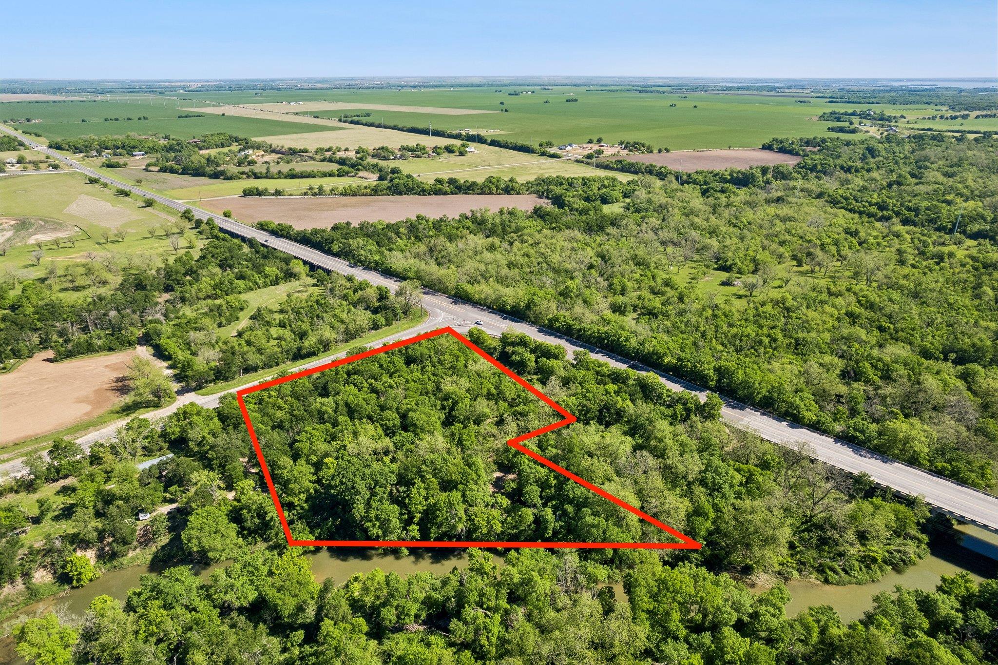 Land in Granger