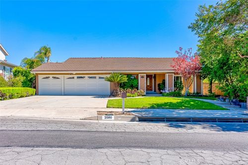 2580 Crown Way, Fullerton, CA, 92833 | Card Image
