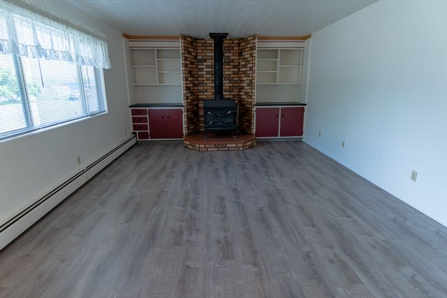 611 E King St, House other with 5 bedrooms, 2 bathrooms and null parking in East Helena MT | Image 9