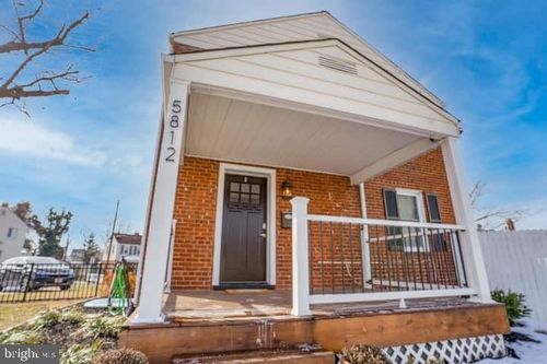 5812 N Kings Hwy, Alexandria, VA, 22303-2006 | Card Image