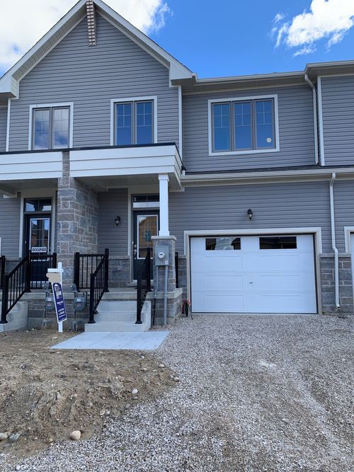 9 Mackenzie St, Dundalk, ON, N0C1B0 | Card Image