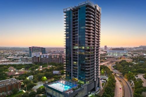 1606-3130 N Harwood St, Dallas, TX, 75201-1120 | Card Image