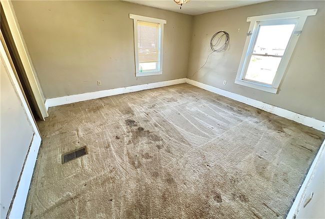 175 Hancock St, House other with 2 bedrooms, 1 bathrooms and 2 parking in Clymer PA | Image 6