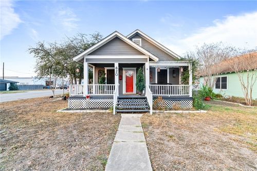 420 W Borden St, Sinton, TX, 78387-2407 | Card Image