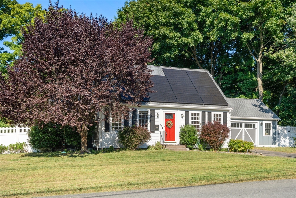 Green St, Stoneham, MA 02180