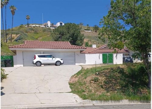 4565 David, San Bernardino, CA, 92404 | Card Image