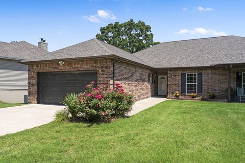 457 Avondale Dr, Branson, MO, 65616-3485 | Card Image