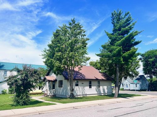 120 2nd Ave Se, Cook, MN, 55723-8167 | Card Image