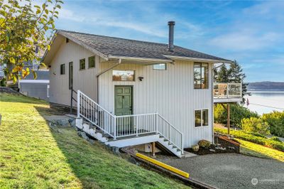 2219 Wagner Road, House other with 2 bedrooms, 1 bathrooms and null parking in Camano Island WA | Image 2