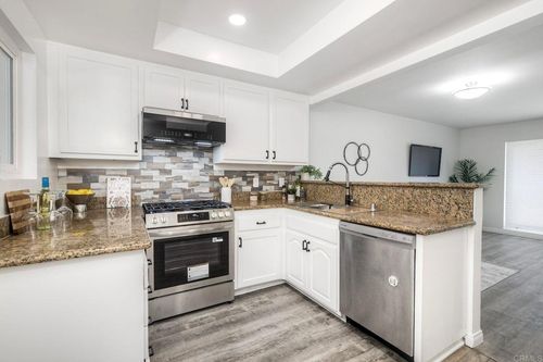 b-3614 Harvard Dr, Oceanside, CA, 92056-4103 | Card Image