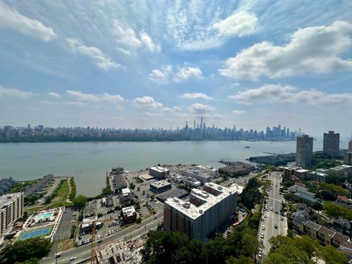 apt-30g-7855 Boulevard, North Bergen, NJ, 07047-6916 | Card Image