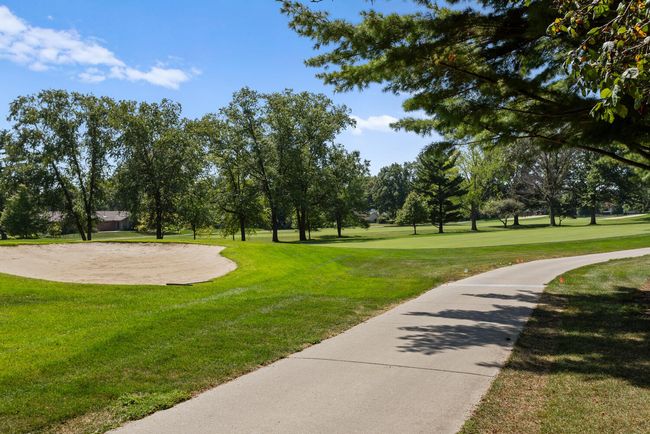 0 - 4 Fields E, Condo with 2 bedrooms, 2 bathrooms and 2 parking in Champaign IL | Image 25