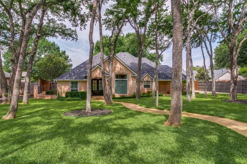 812 Greenbriar Dr, Keller, TX, 76248-4341 | Card Image