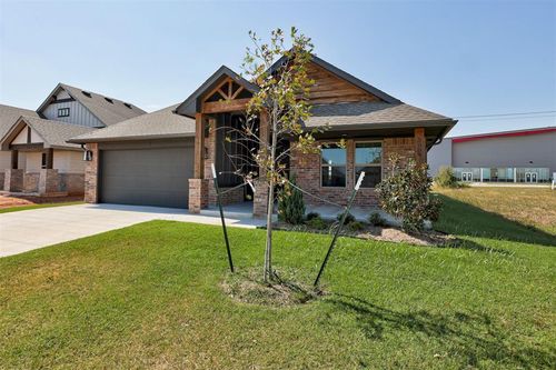 5009 Misty Wood Ln, Mustang, OK, 73064-1162 | Card Image