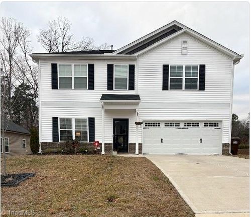 3723 Boxwood Ct, Thomasville, NC, 27360-7847 | Card Image