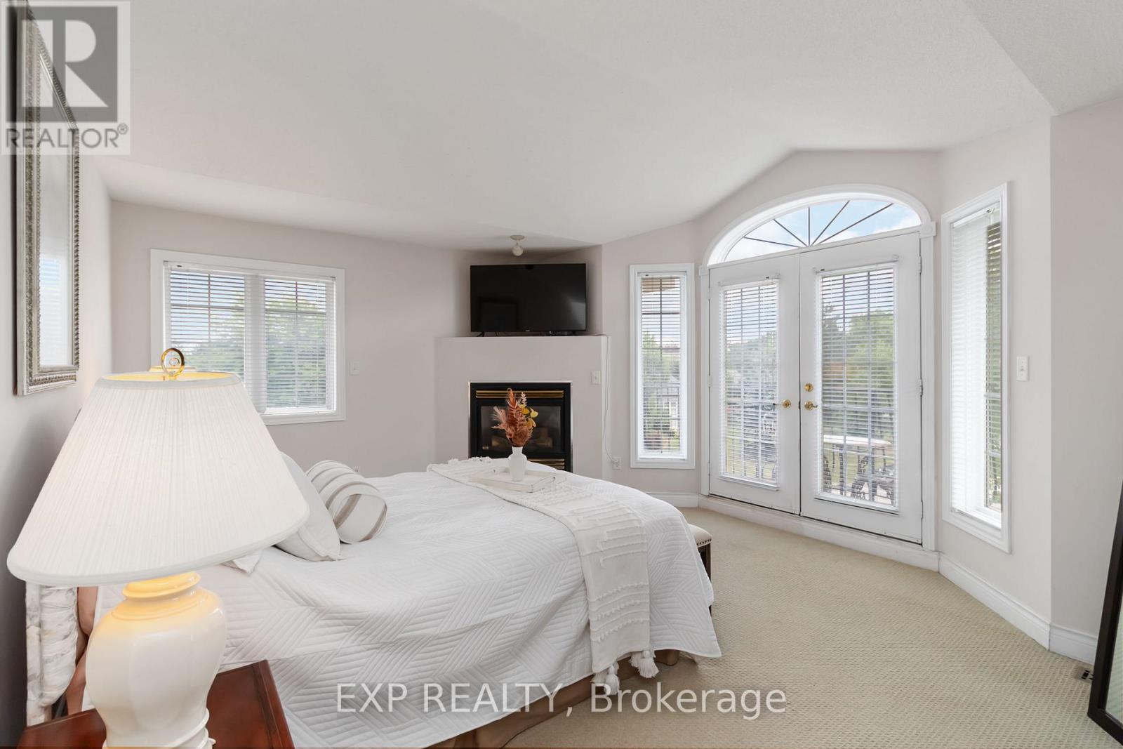 Residential in Burlington (Tyandaga) 2