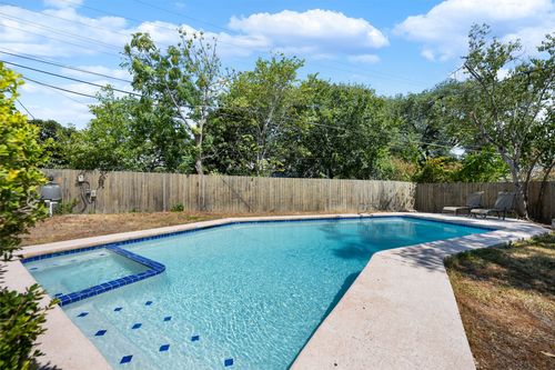 6706 Willamette Dr, Austin, TX, 78723-2135 | Card Image
