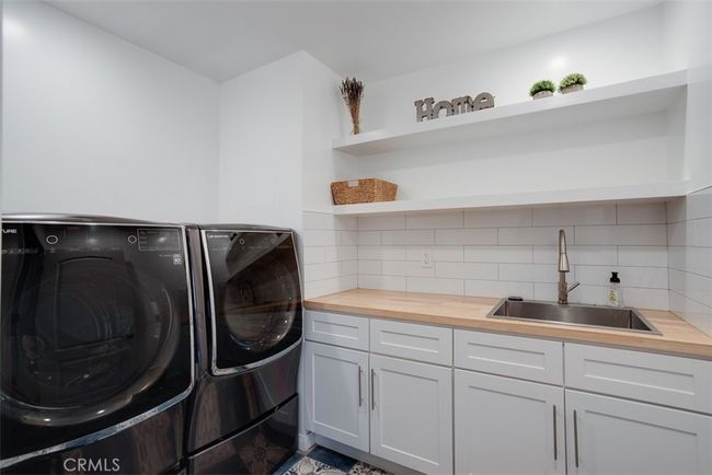 1660 Catalina Ave, House other with 3 bedrooms, 3 bathrooms and 1 parking in Seal Beach CA | Image 33