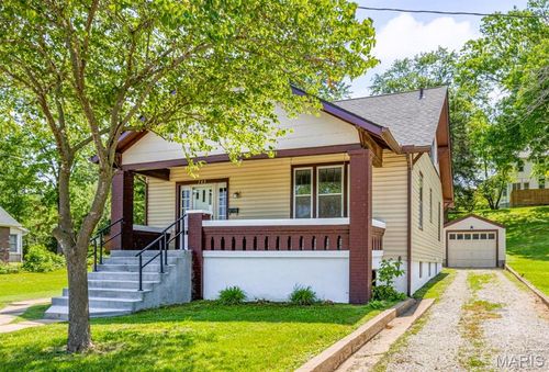 789 N Main St, Ste Genevieve, MO, 63670-1031 | Card Image