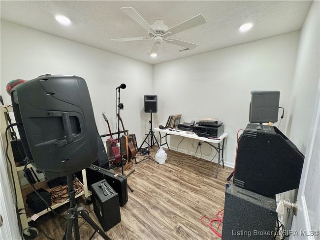 Bonus Room | Image 69