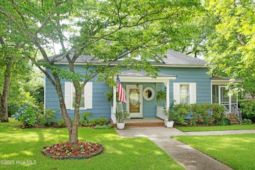 104 Rockingham St, Carthage, NC, 28327-6049 | Card Image