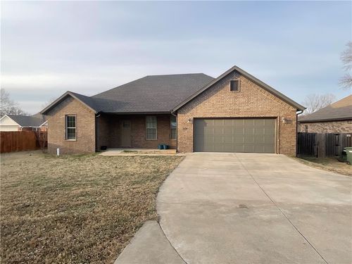 5634 Huntsville Road, Fayetteville, AR, 72701 | Card Image