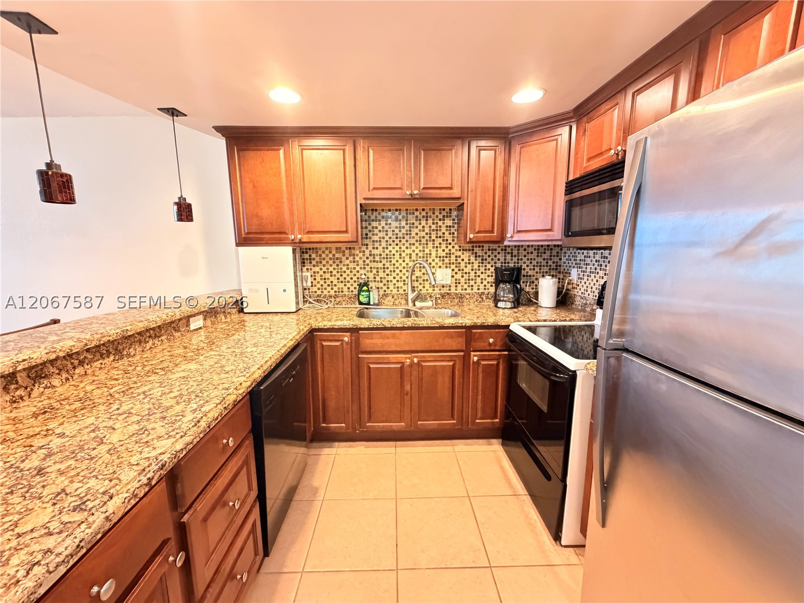 Residential Lease in Hallandale 4