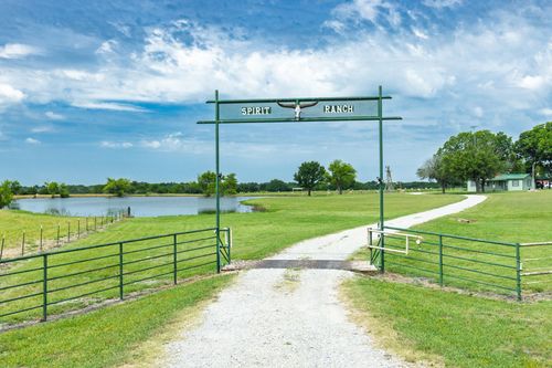 3159 Fm 1563, Wolfe City, TX, 75496-2073 | Card Image