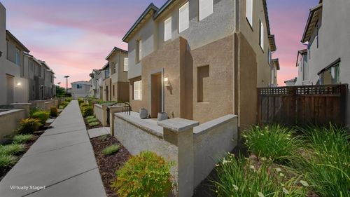 1624 Westwind Way, Lathrop, CA, 95330 | Card Image