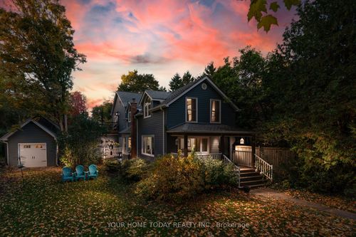 15 Queen St, Georgetown, ON, L7G2E3 | Card Image