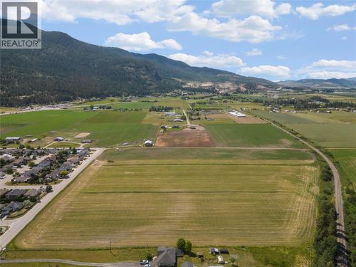 2049 Okanagan St, Armstrong, BC, V4Y1B1 | Card Image