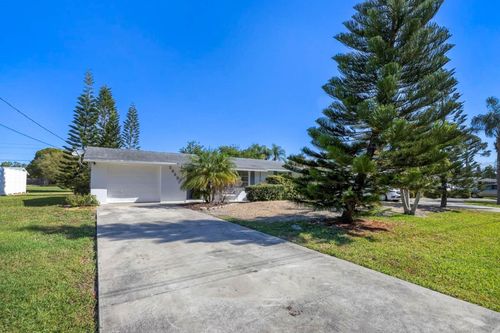 2323 Doud St, SARASOTA, FL, 34231-6807 | Card Image