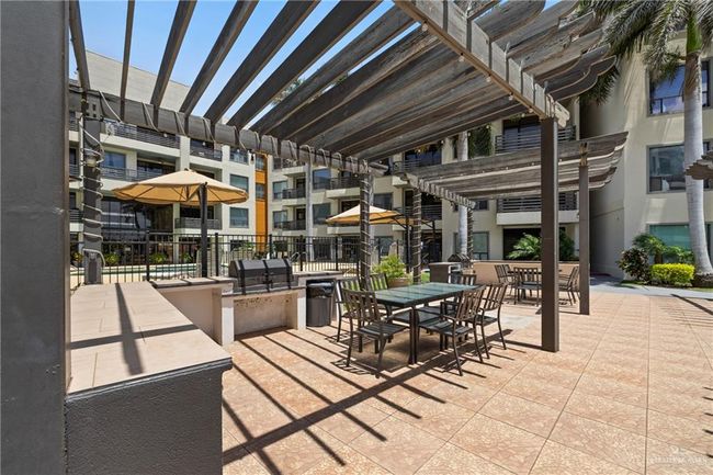 UNIT-203 - 813 Travis St, Condo with 3 bedrooms, 2 bathrooms and null parking in Mission TX | Image 24