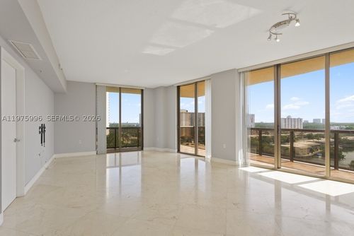 904-16275 Collins Ave, Sunny Isles Beach, FL, 33160-4328 | Card Image