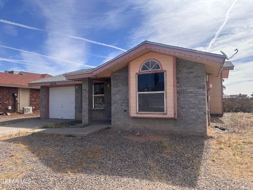 10900 Joe Dimaggio Cir, El Paso, TX, 79934-3259 | Card Image