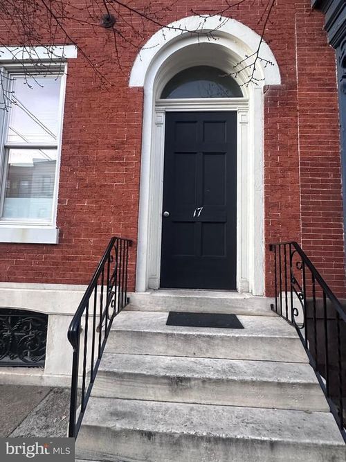 apt-3-17 E Walnut St, LANCASTER, PA, 17602-5050 | Card Image