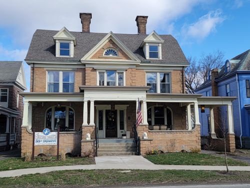 308 W Mahoning St, Punxsutawney, PA, 15767-1906 | Card Image
