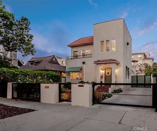 4022 Willowcrest Ave, Studio City, CA, 91604-3443 | Card Image