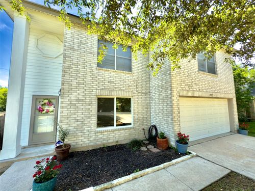 7817 Marble Ridge Dr, Austin, TX, 78747-4062 | Card Image