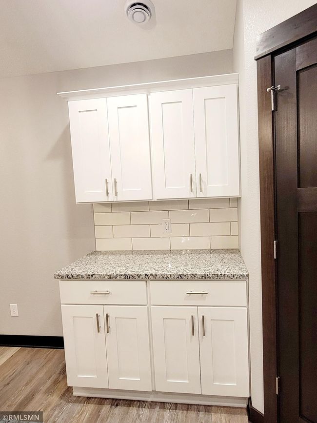 *Listing pictures are of previous model with similar finishes and layout* | Image 6