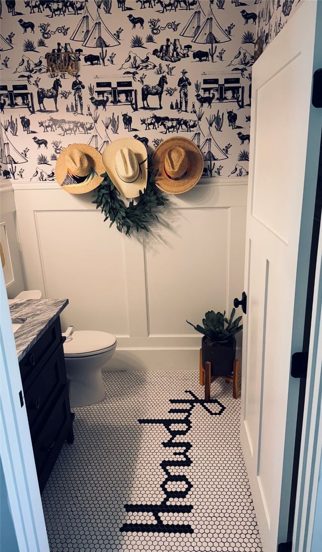 HOWDY on floor of Powder Bath! | Image 26