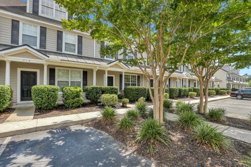 711 Hemingway Circle, Summerville, SC, 29483 | Card Image