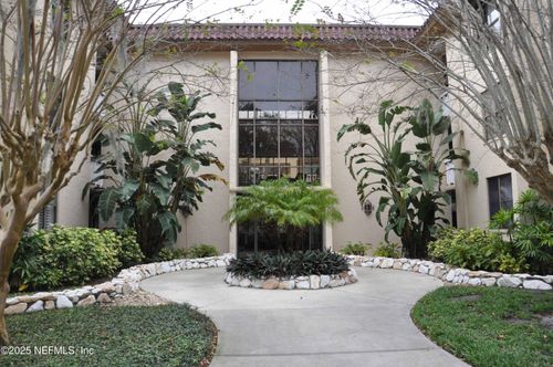 211-1820 Sevilla Blvd, Atlantic Beach, FL, 32233-5636 | Card Image