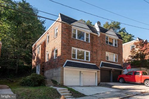 630 Green Ln, PHILADELPHIA, PA, 19128-2632 | Card Image