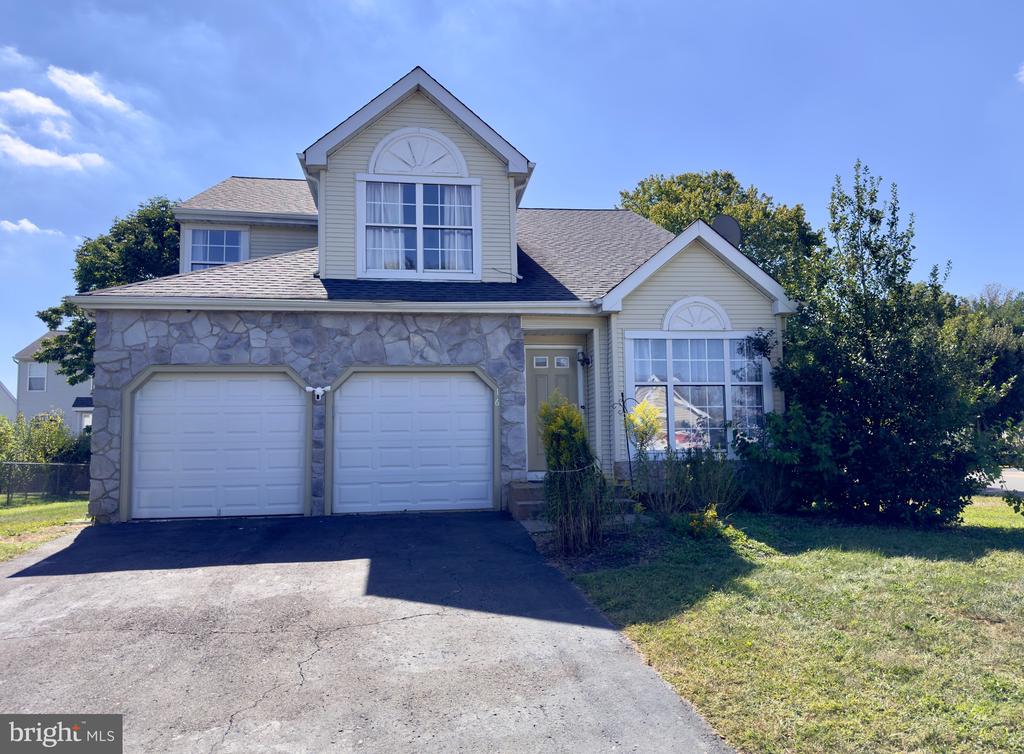Bailly Dr, Burlington, NJ 08016