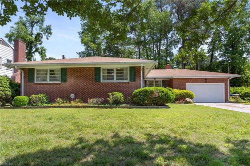 8 Marilea Cir, Newport News, VA, 23606-3118 | Card Image