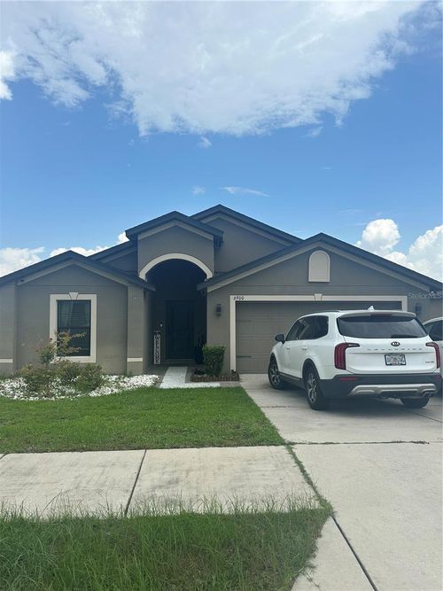 6900 Crested Orchid Dr, BROOKSVILLE, FL, 34602-7748 | Card Image
