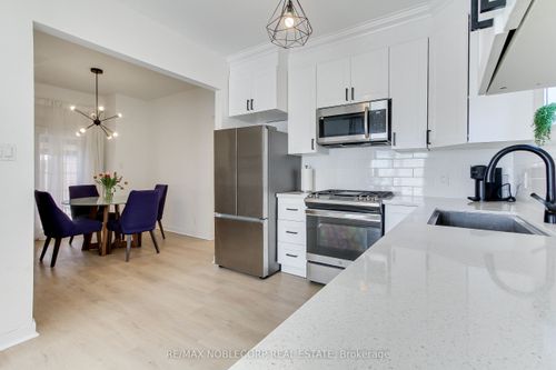 174 E 31st St, Hamilton, ON, L8V3P5 | Card Image