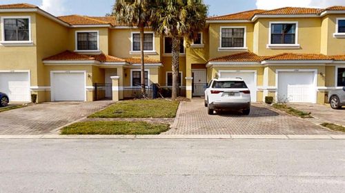 1370 Pacific Rd, KISSIMMEE, FL, 34759-5438 | Card Image
