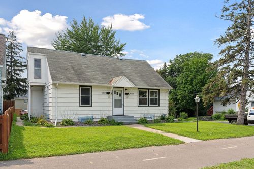 4265 Regent Ave N, Robbinsdale, MN, 55422-1257 | Card Image